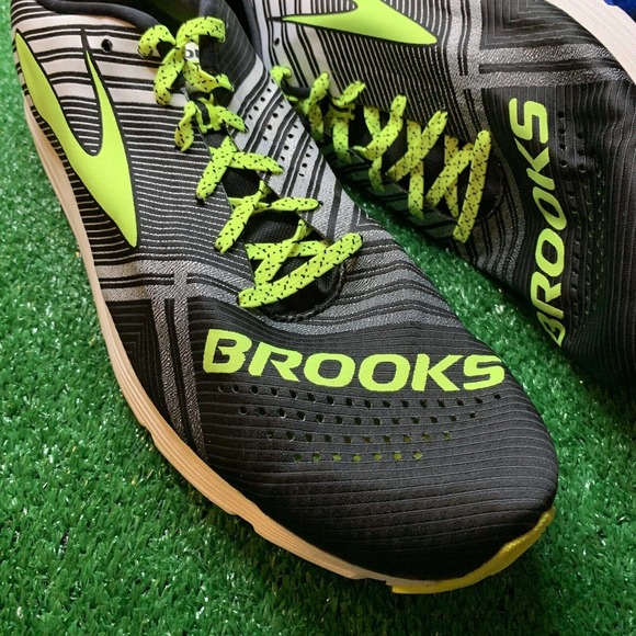 brooks hyperion men’s size 14 D med ‘black/nightlife’ running shoes 1102341D083 main image 4